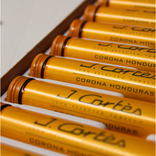 J. Cortes High Class Honduran Cigar - Orange - Box of 10